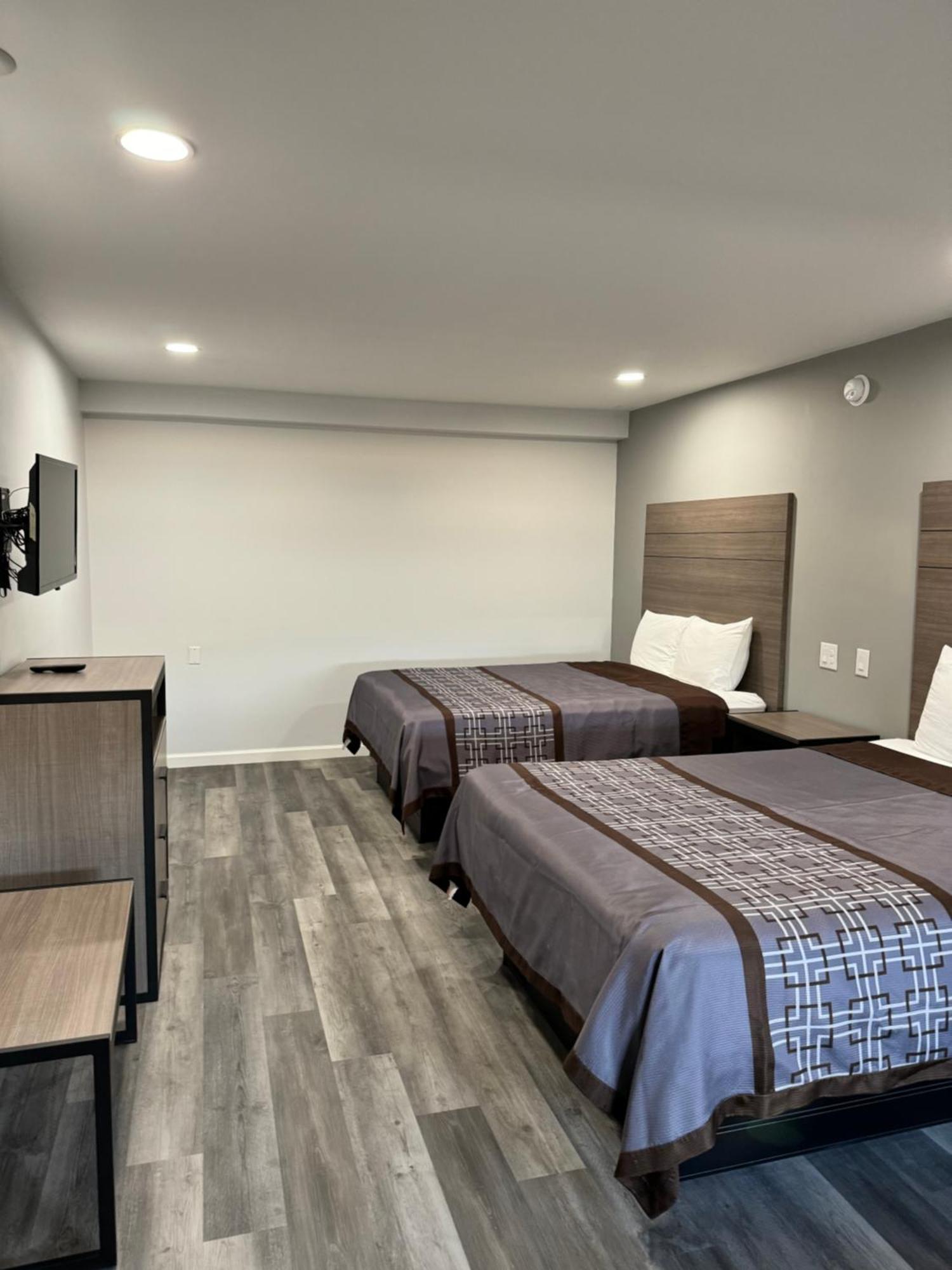 Continental Inn And Suites Nacogdoches Tx Sfa University Downtown Εξωτερικό φωτογραφία