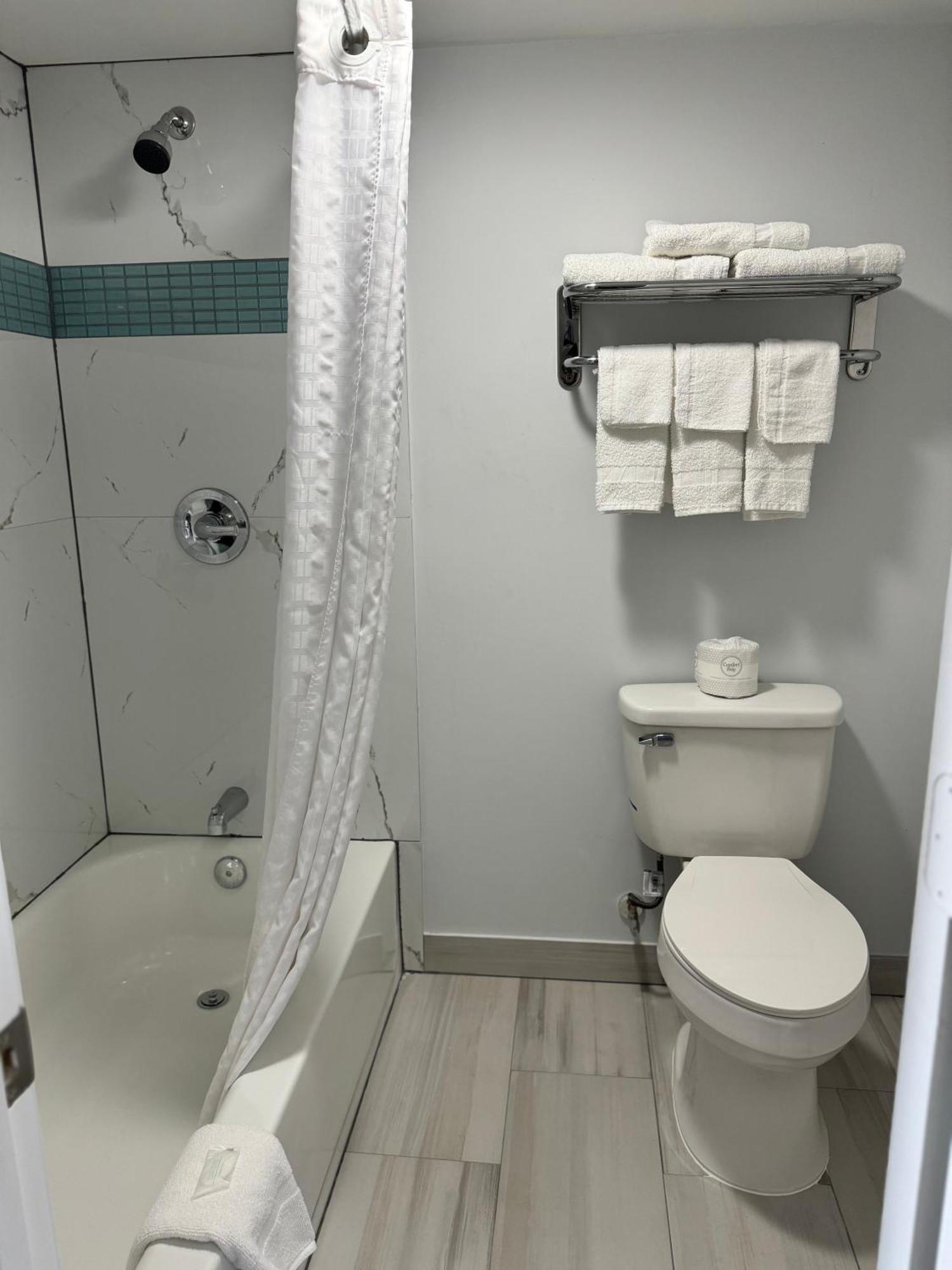 Continental Inn And Suites Nacogdoches Tx Sfa University Downtown Εξωτερικό φωτογραφία