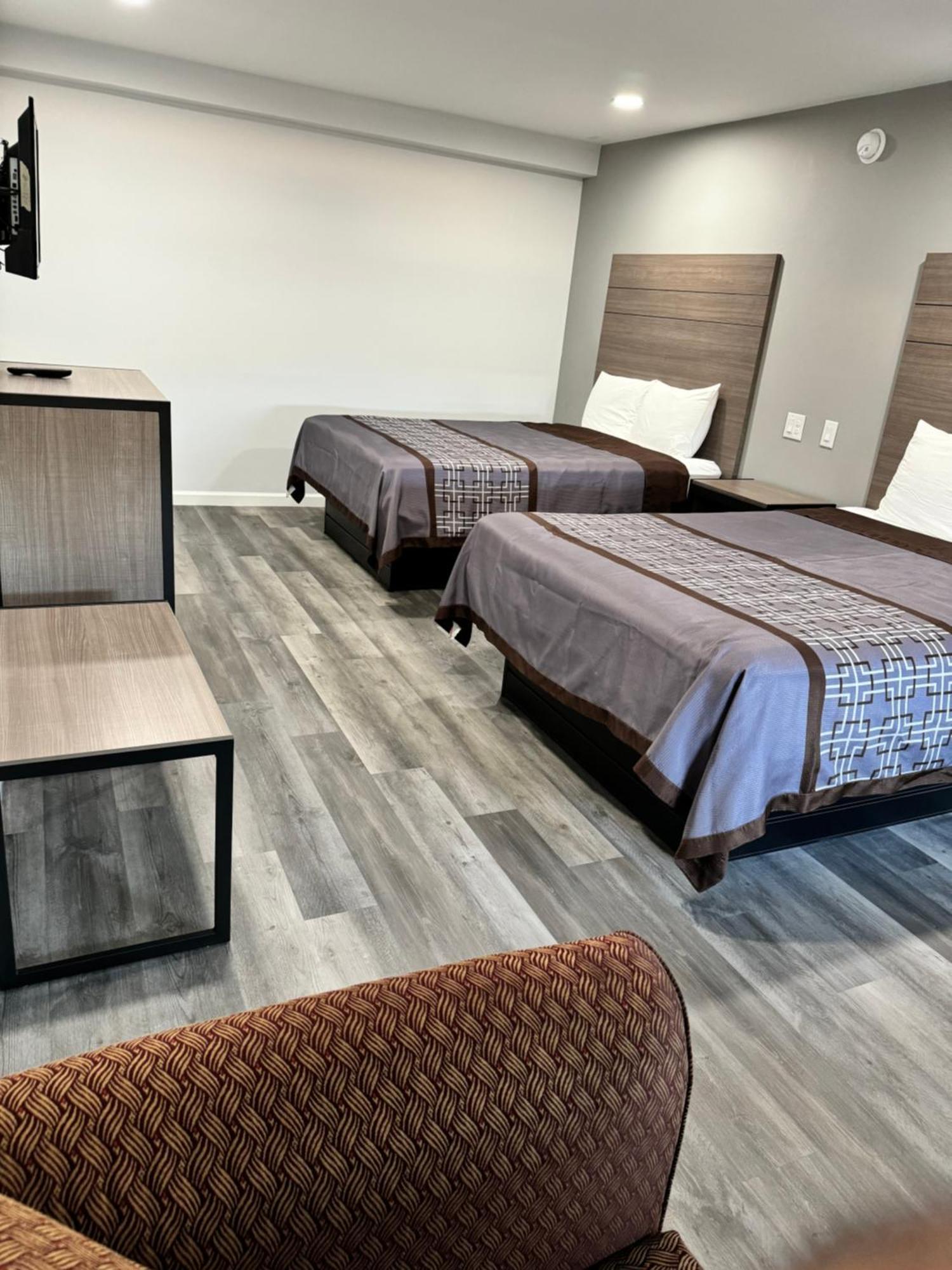 Continental Inn And Suites Nacogdoches Tx Sfa University Downtown Εξωτερικό φωτογραφία