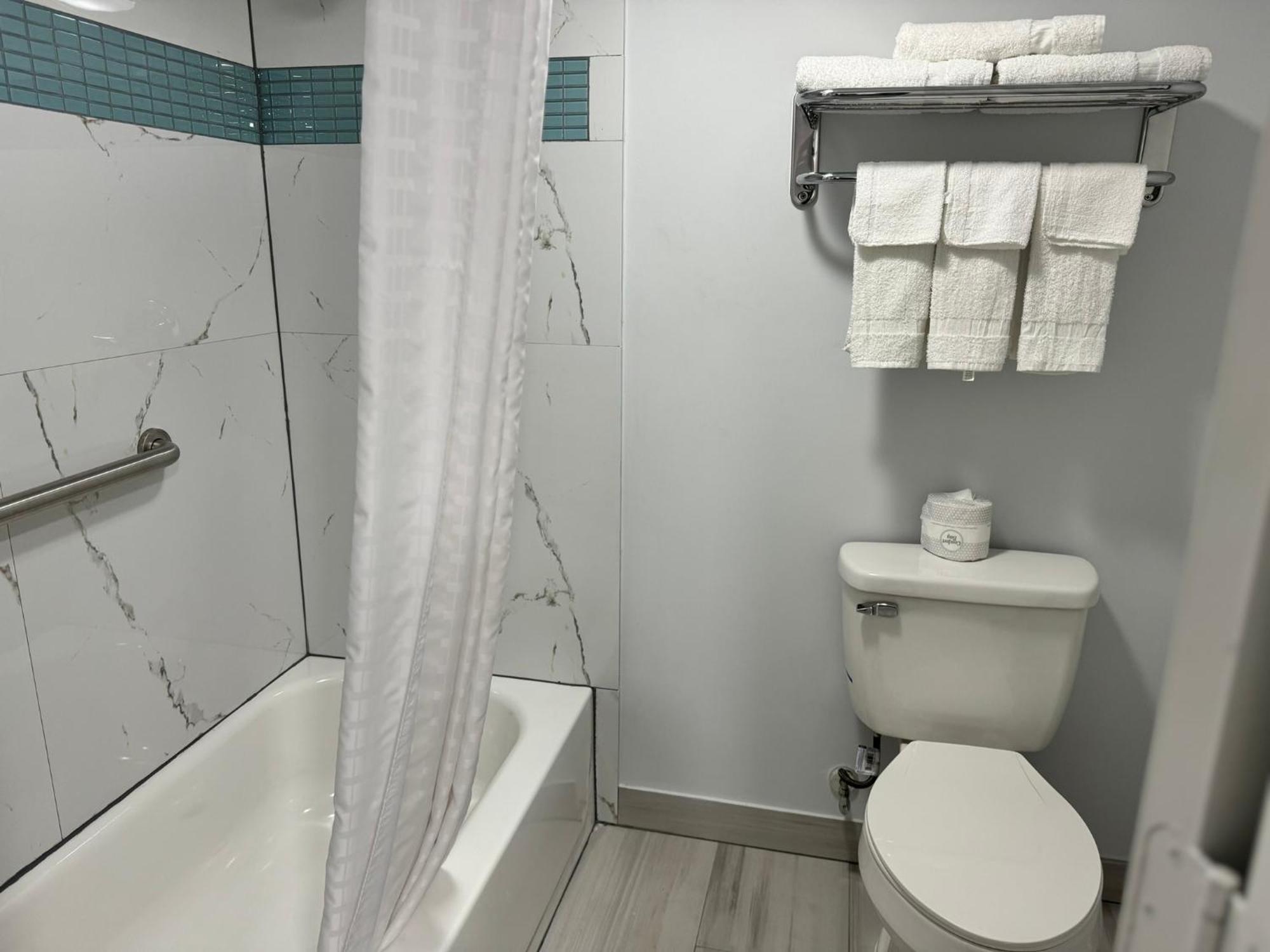 Continental Inn And Suites Nacogdoches Tx Sfa University Downtown Εξωτερικό φωτογραφία