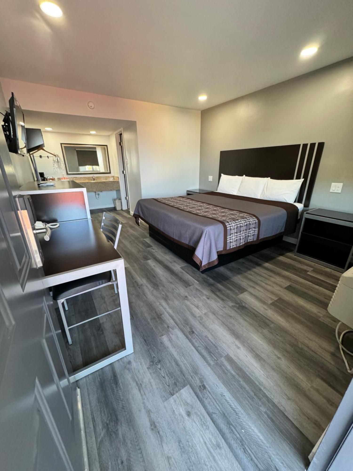 Continental Inn And Suites Nacogdoches Tx Sfa University Downtown Εξωτερικό φωτογραφία
