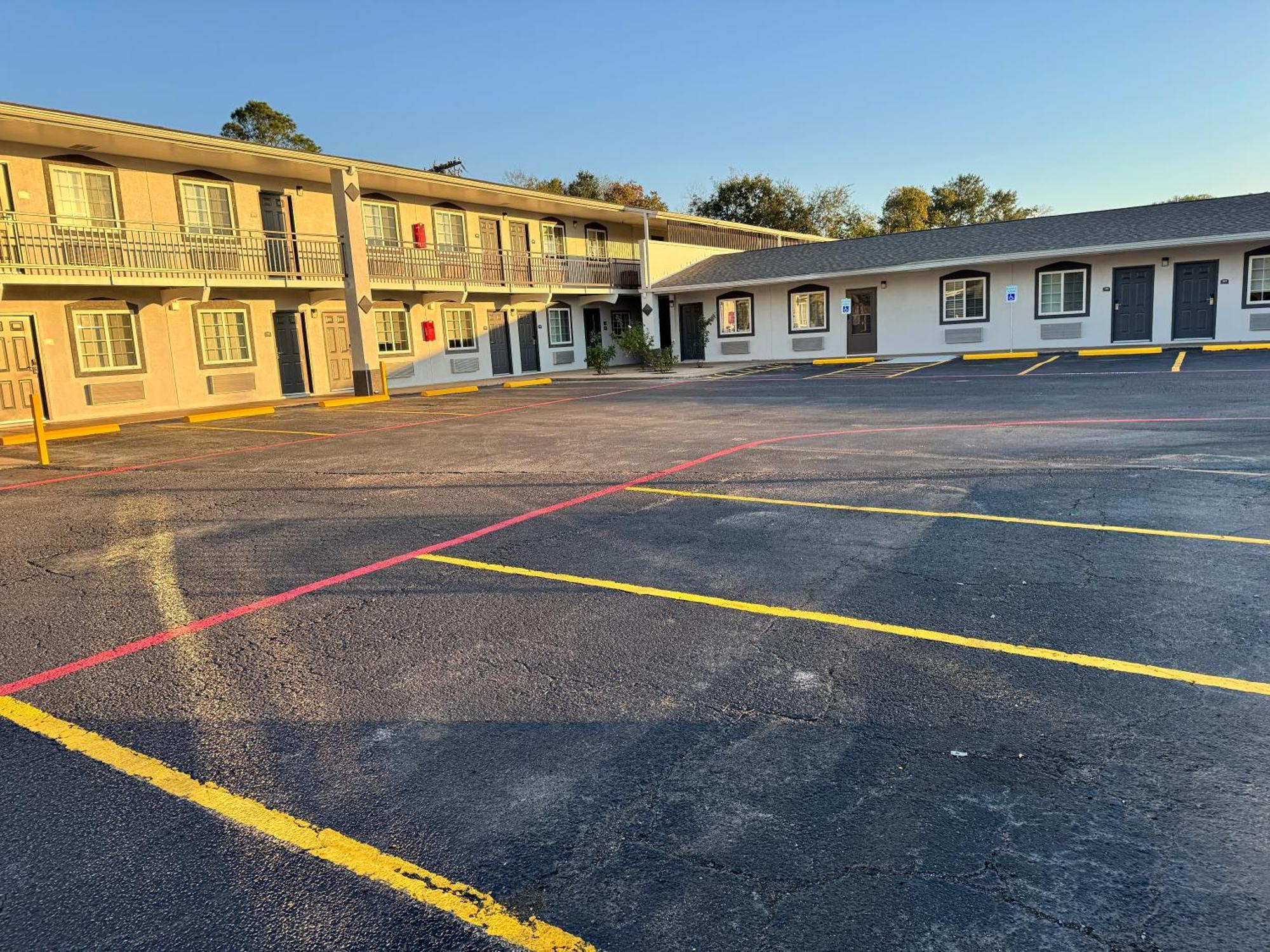 Continental Inn And Suites Nacogdoches Tx Sfa University Downtown Εξωτερικό φωτογραφία