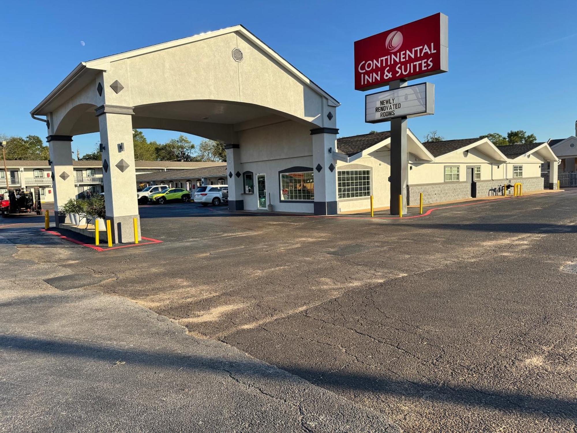 Continental Inn And Suites Nacogdoches Tx Sfa University Downtown Εξωτερικό φωτογραφία